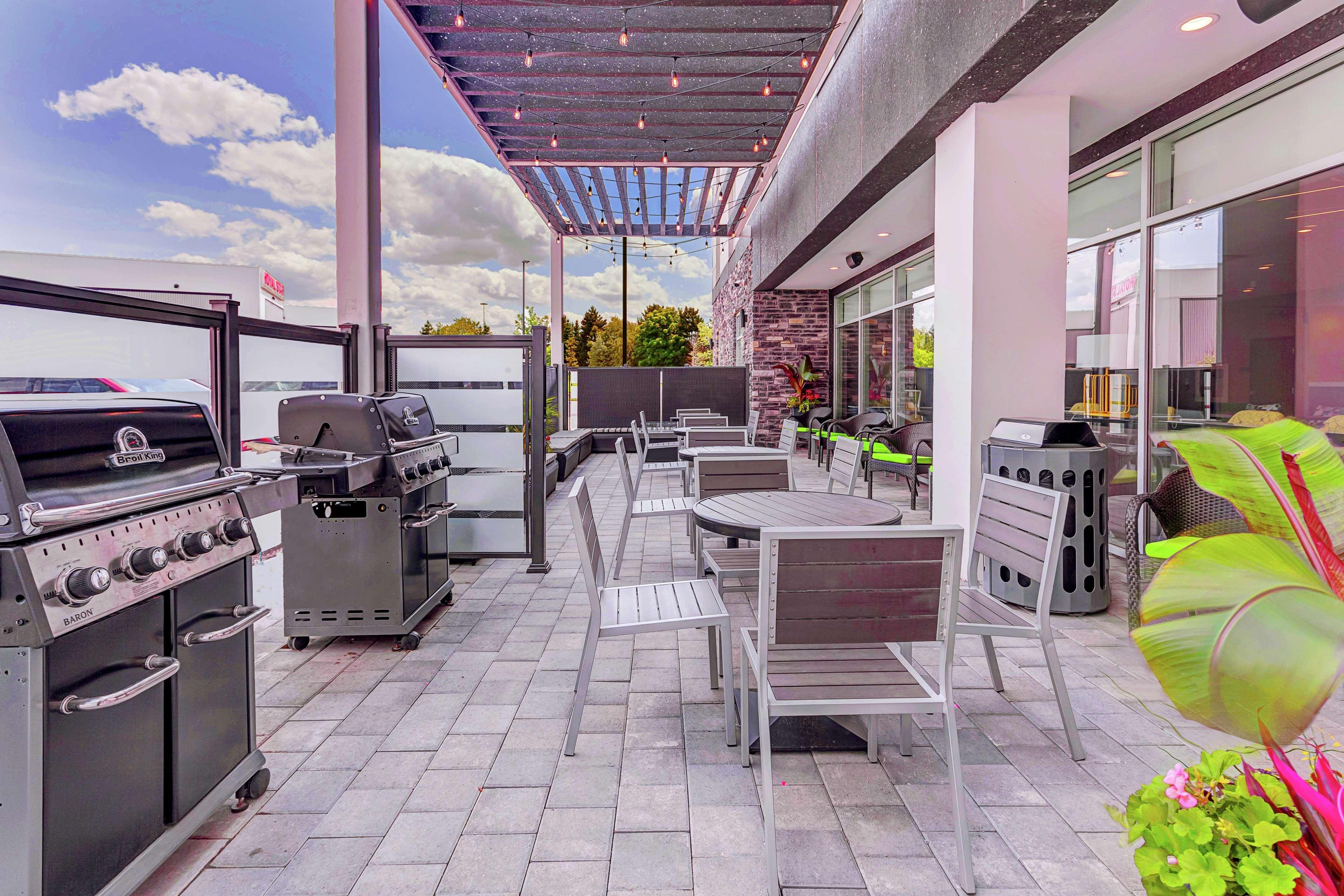 Home2 Suites By Hilton Toronto/Brampton, On Bagian luar foto