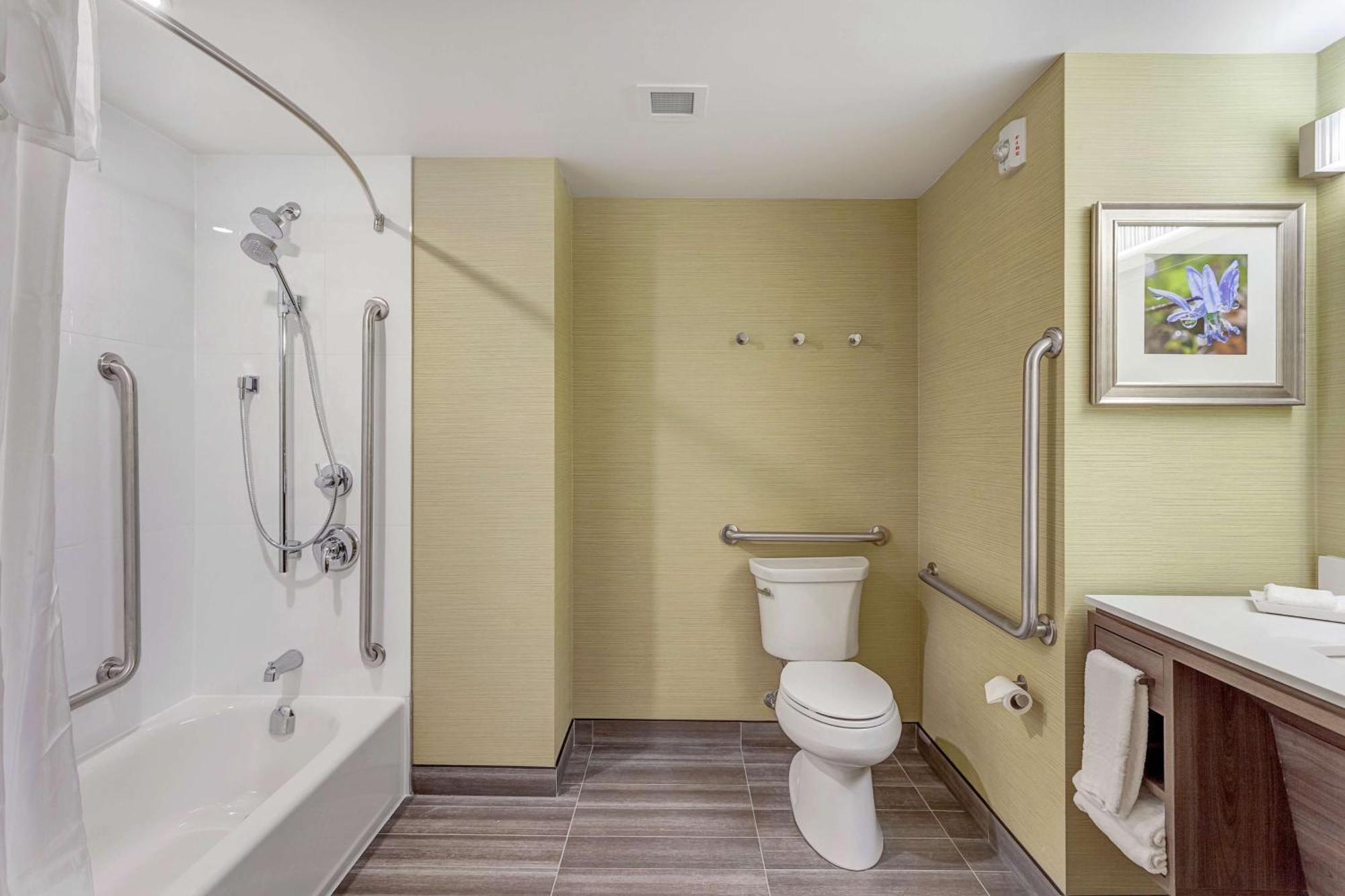 Home2 Suites By Hilton Toronto/Brampton, On Bagian luar foto
